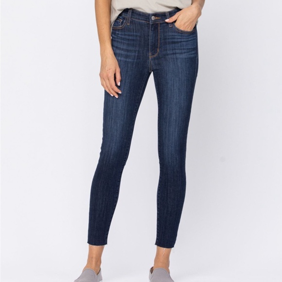 NWT - Judy Blue Jeans - Picture 1 of 4